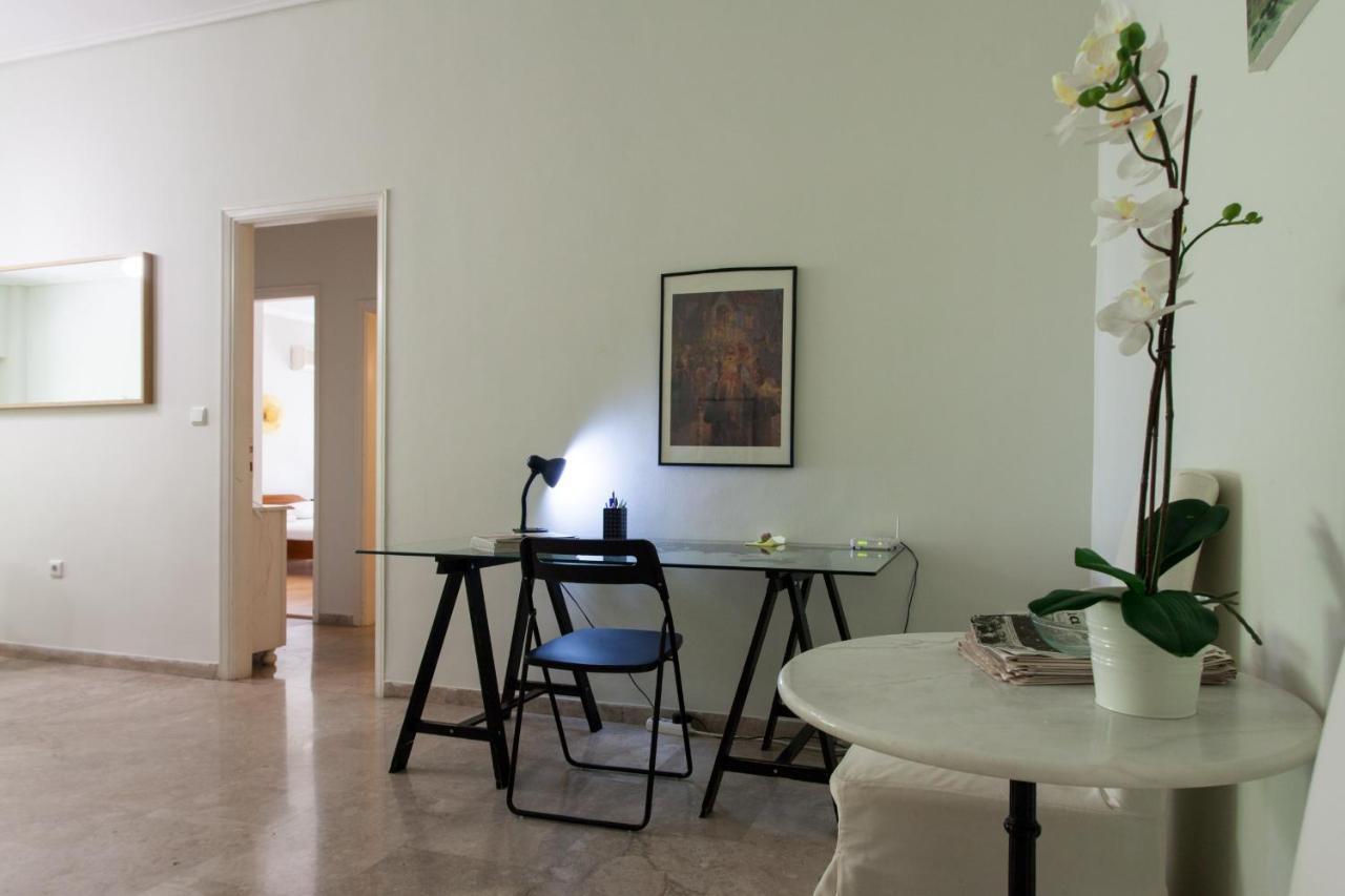 Lovely Apartment In Psychiko - Renovation May 2025 아테네 외부 사진