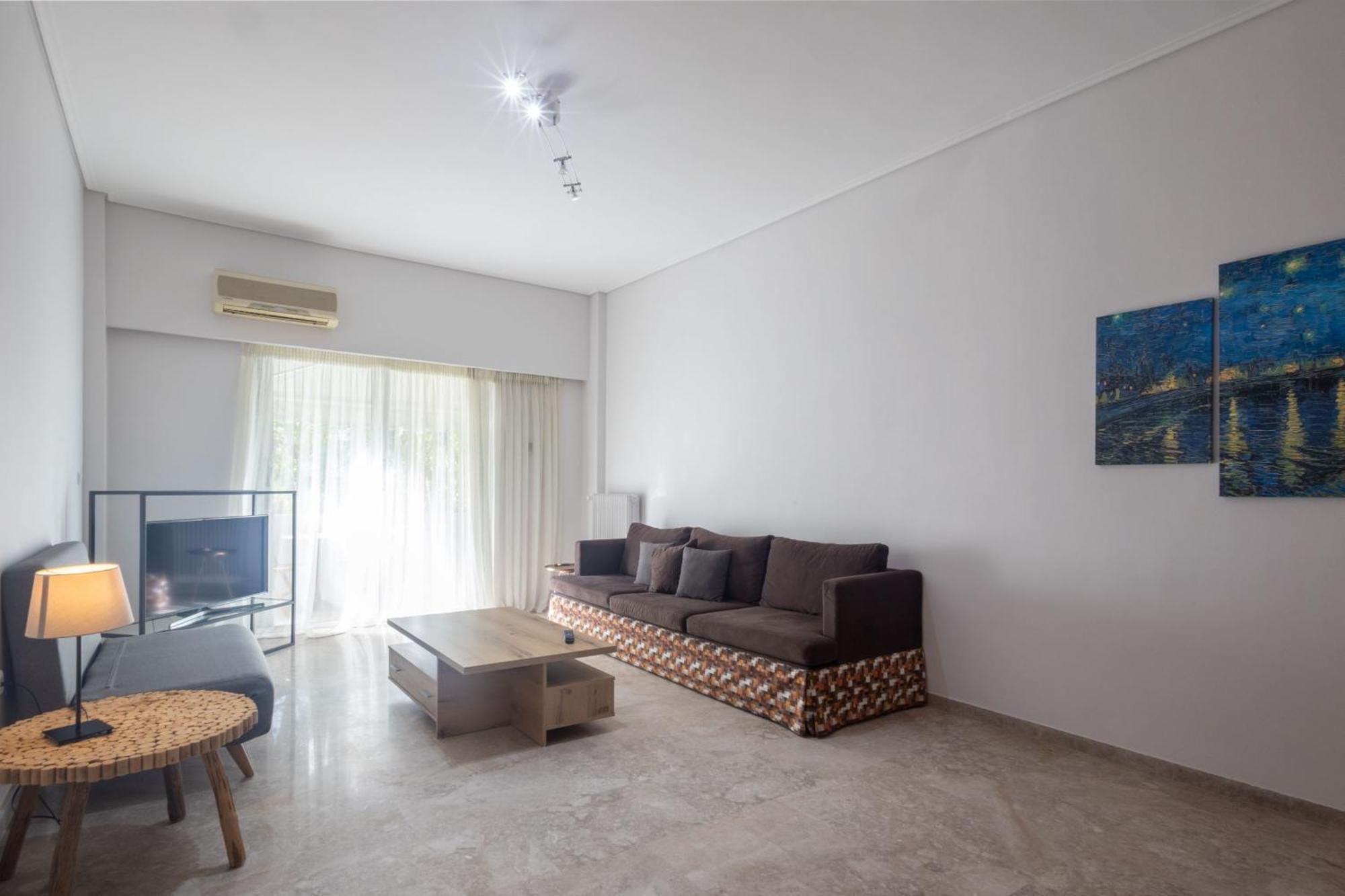 Lovely Apartment In Psychiko - Renovation May 2025 아테네 외부 사진