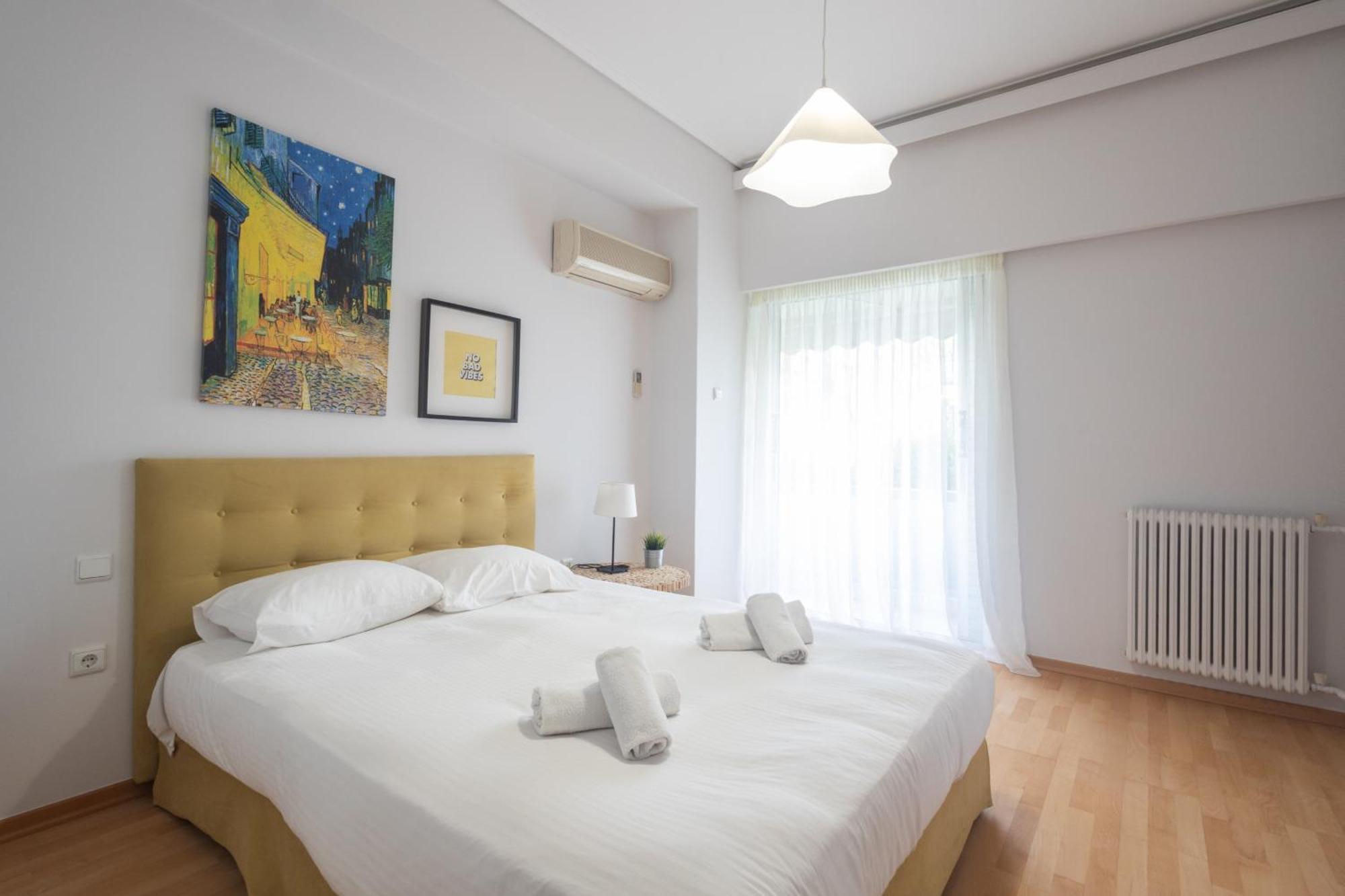 Lovely Apartment In Psychiko - Renovation May 2025 아테네 외부 사진