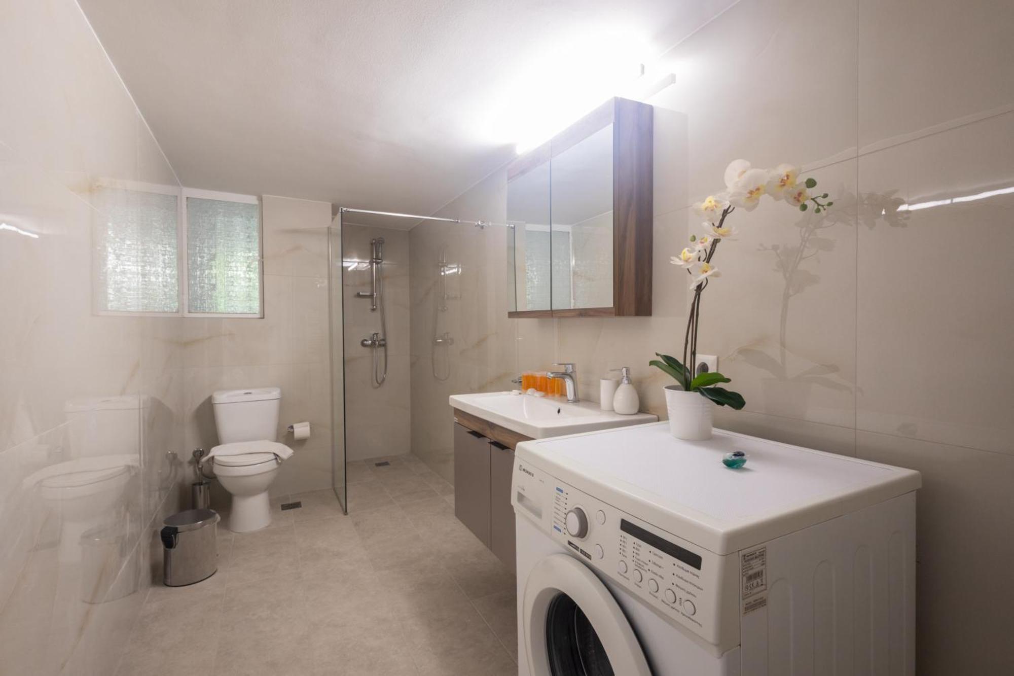 Lovely Apartment In Psychiko - Renovation May 2025 아테네 외부 사진